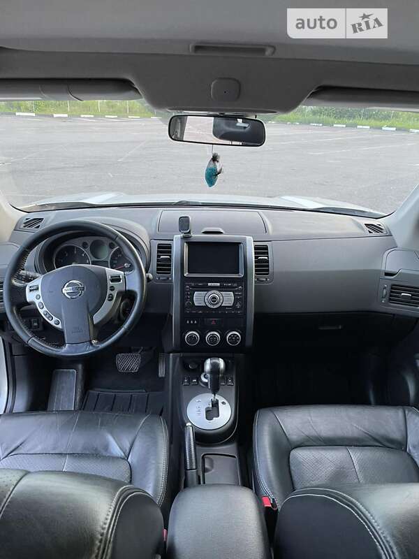 Nissan X-trail (2008)