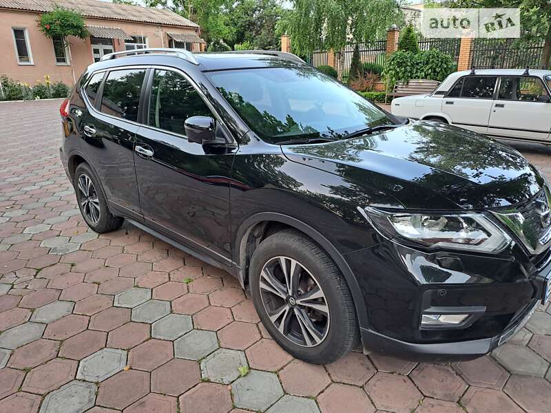 Nissan X-trail (2021)