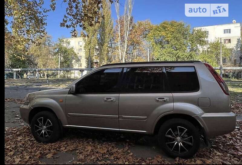 Nissan X-trail (2001)