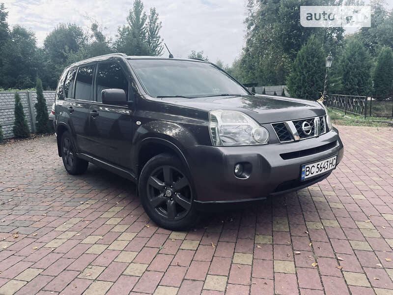 Nissan X-trail (2008)