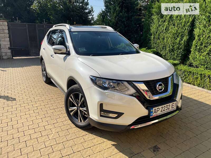 Nissan X-trail (2019)