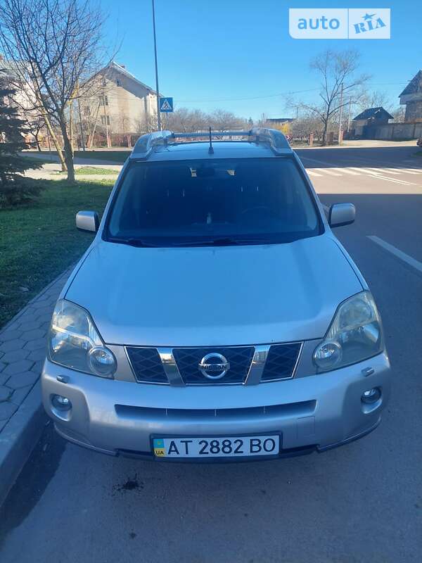 Nissan X-trail (2009)