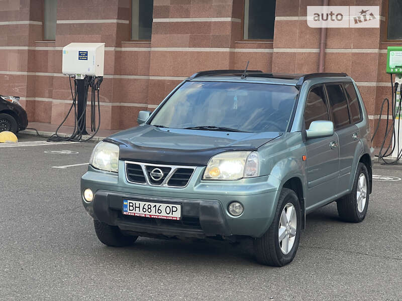 Nissan X-trail (2002)