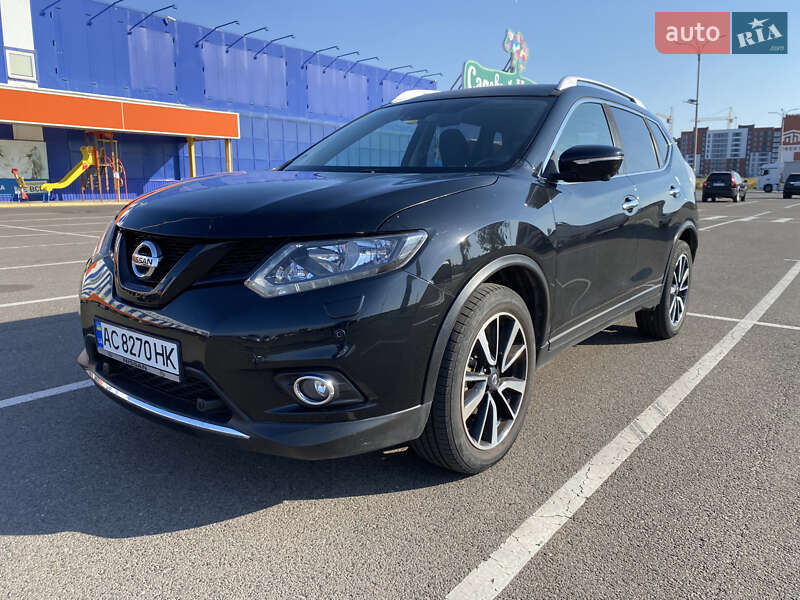 Nissan X-trail (2016)