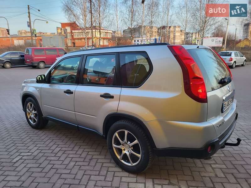 Nissan X-trail (2008)