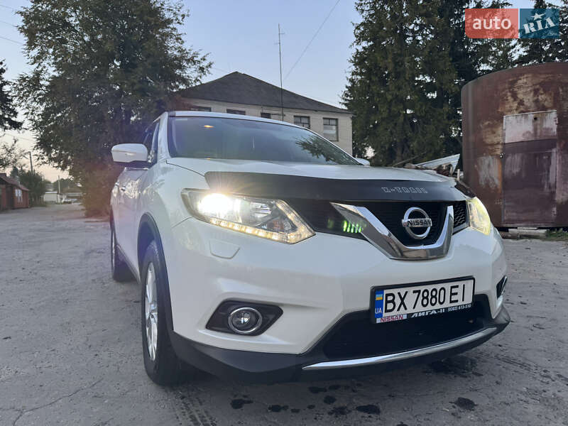 Nissan X-trail (2016)