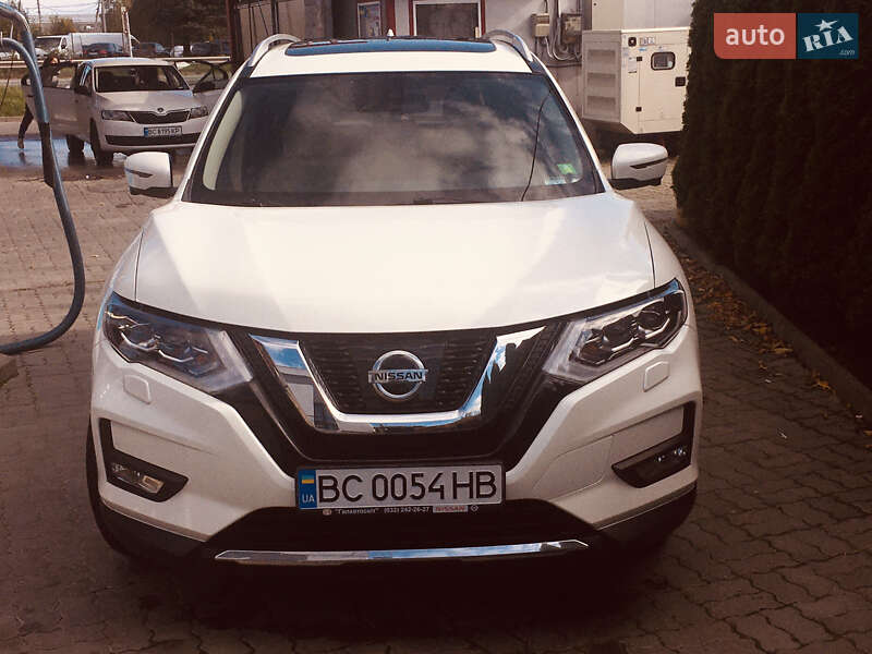 Nissan X-trail (2017)