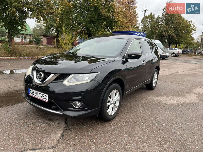 Nissan X-trail (2015)