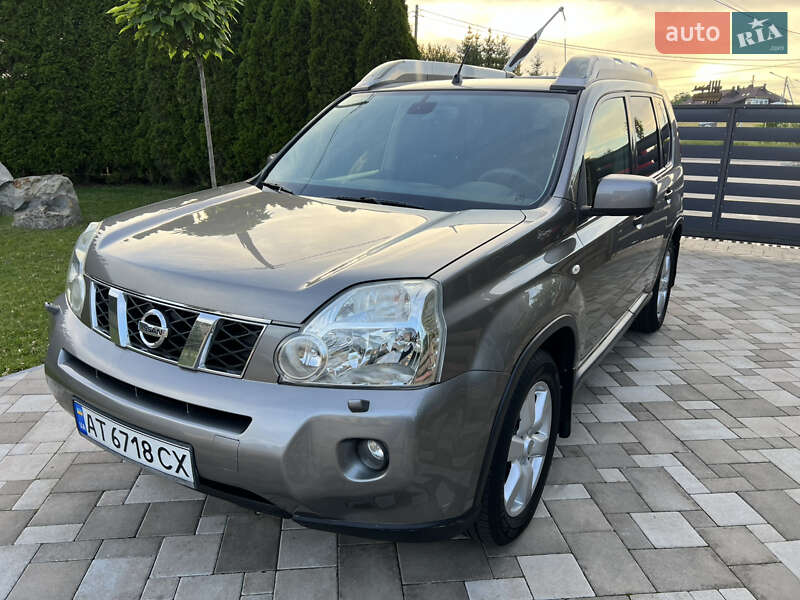 Nissan X-trail (2008)