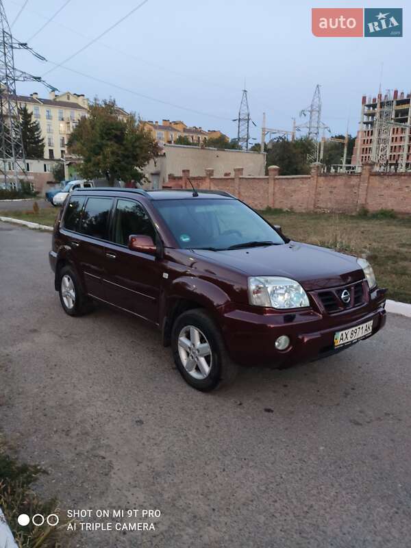 Nissan X-trail (2006)