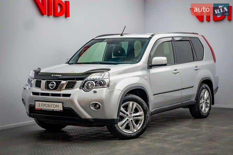 Nissan X-trail (2013)