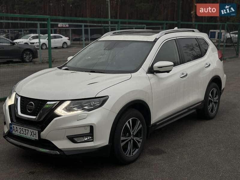 Nissan X-trail (2018)