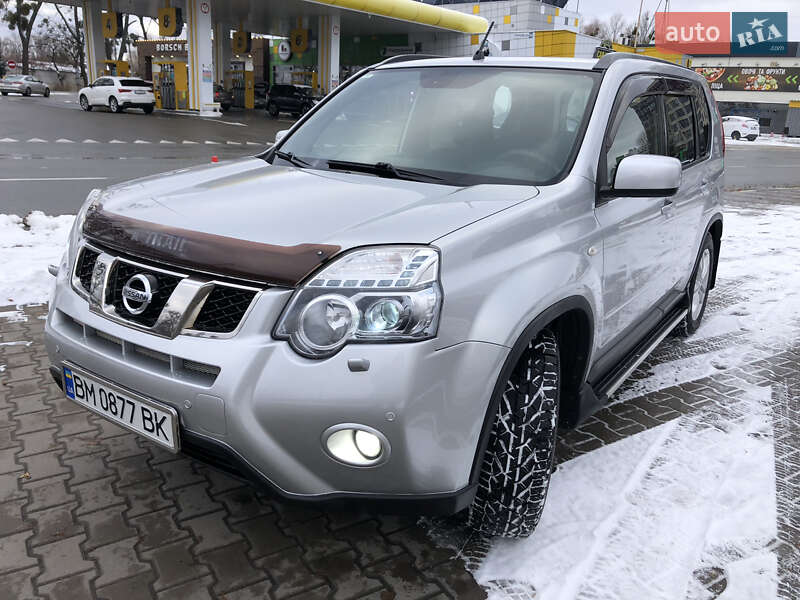 Nissan X-trail (2011)
