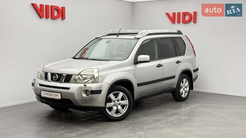 Nissan X-trail (2008)