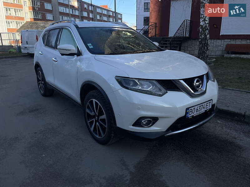 Nissan X-trail (2014)