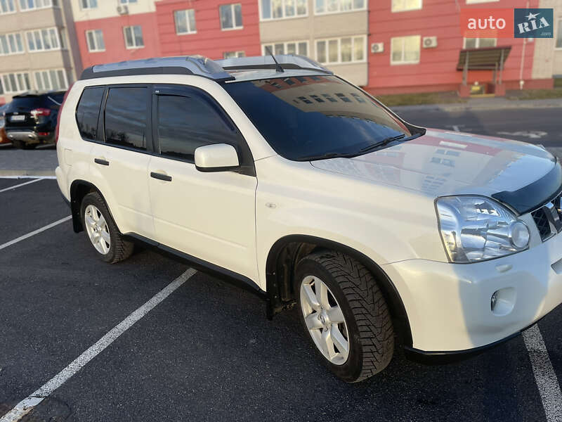 Nissan X-trail (2008)