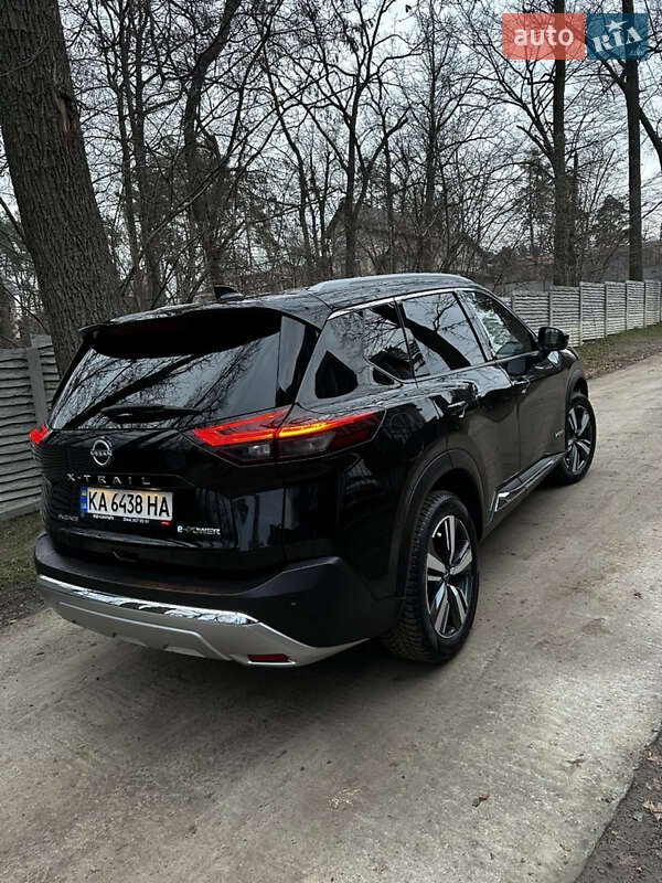 Nissan X-trail (2023)