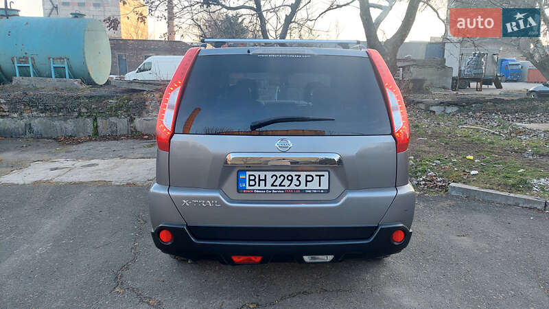 Nissan X-trail (2010)