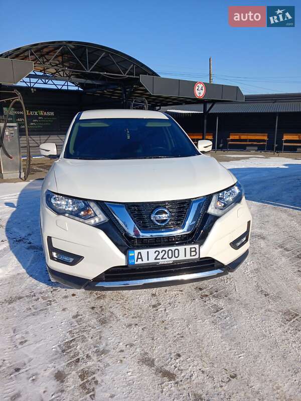 Nissan X-trail (2019)