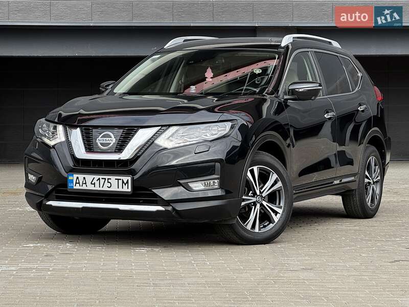 Nissan X-trail (2017)