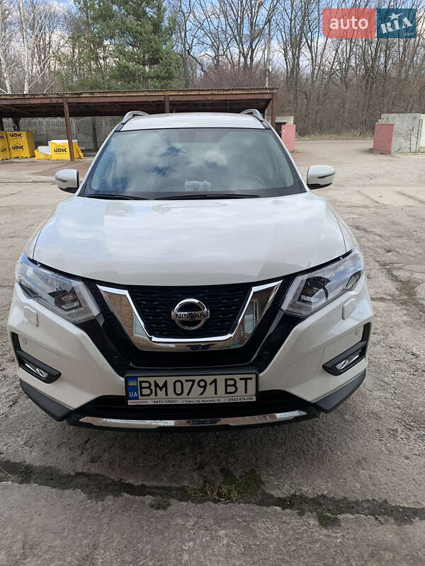 Nissan X-trail (2018)