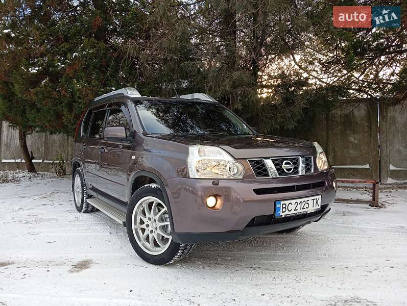 Nissan X-trail (2008)