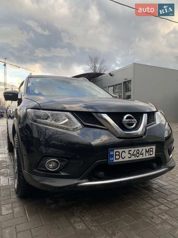 Nissan X-trail (2016)