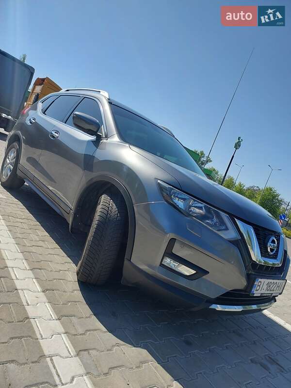 Nissan X-trail (2017)
