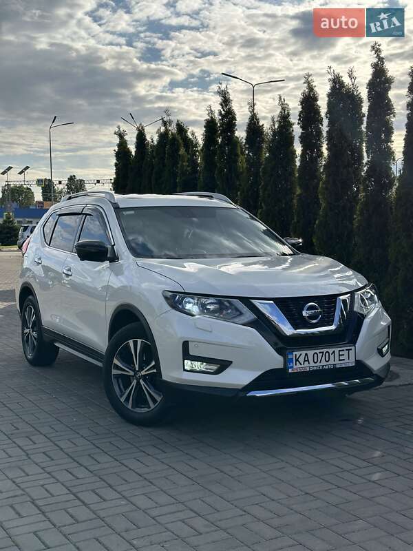 Nissan X-trail (2018)