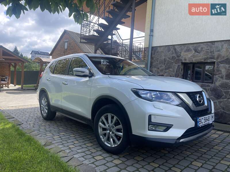 Nissan X-trail (2019)