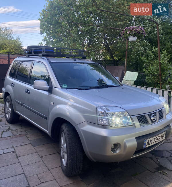 Nissan X-trail (2004)