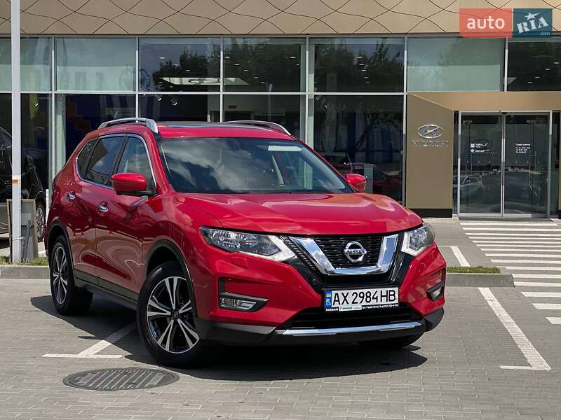 Nissan X-trail (2017)