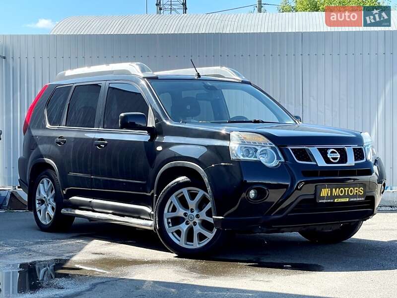 Nissan X-trail (2012)
