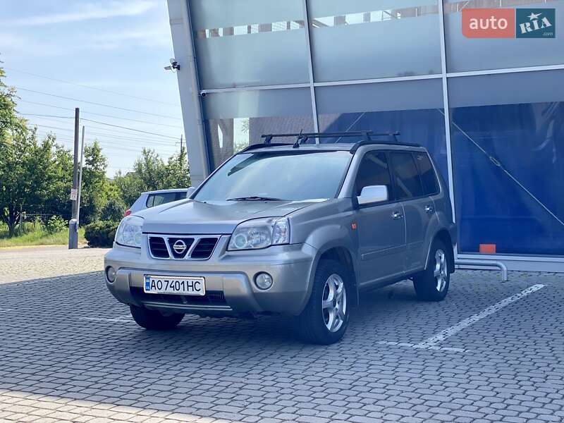 Nissan X-trail (2002)
