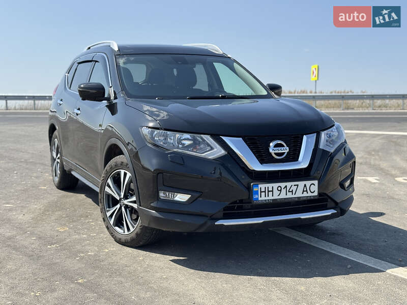 Nissan X-trail (2017)
