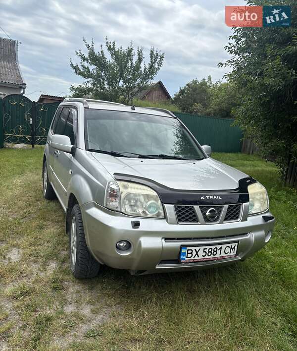 Nissan X-trail (2005)