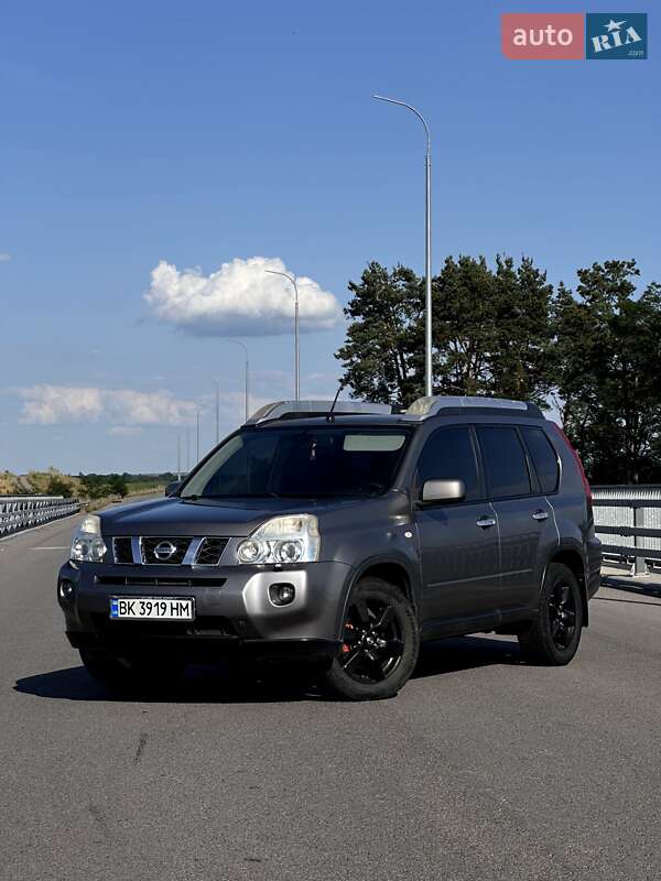Nissan X-trail (2007)