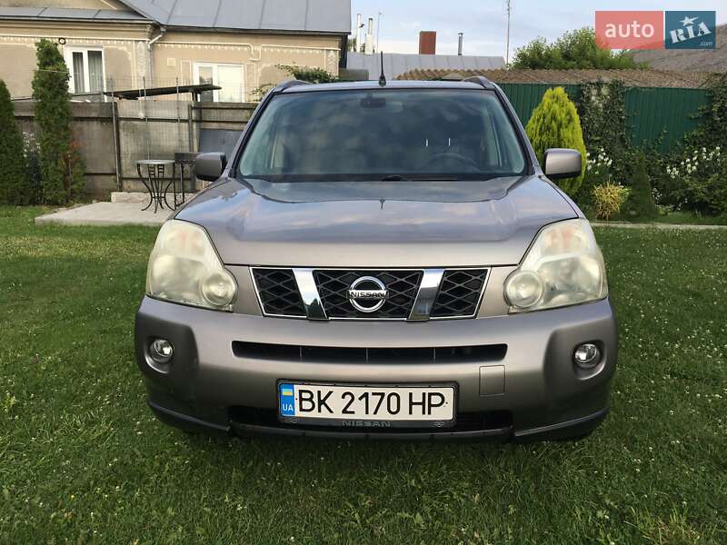 Nissan X-trail (2008)
