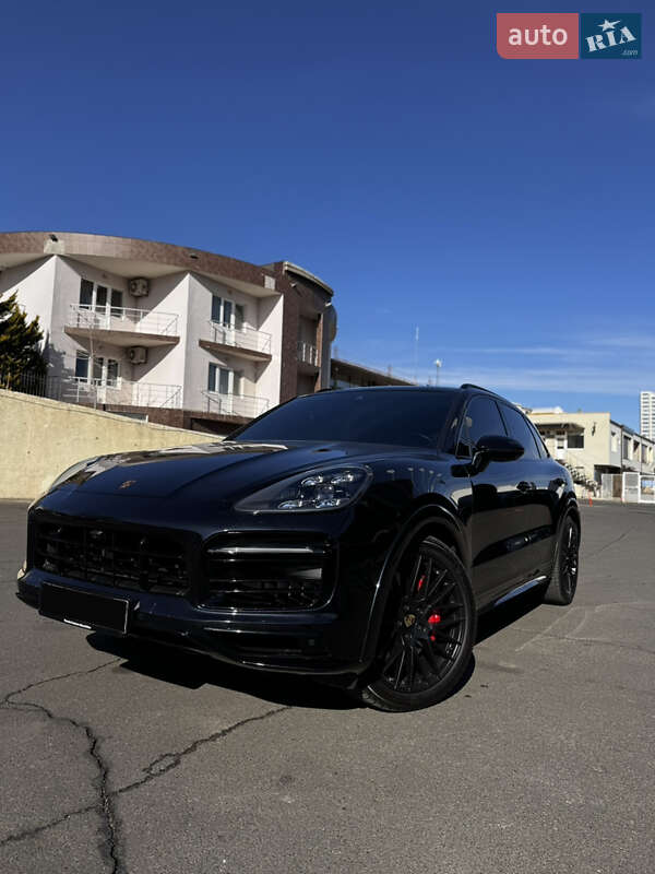 Porsche Cayenne (2022)