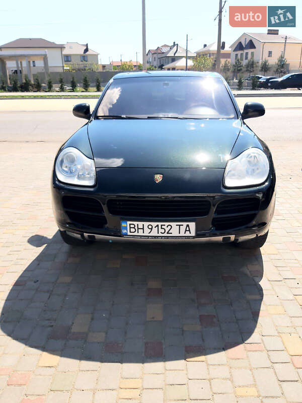 Porsche Cayenne (2006)