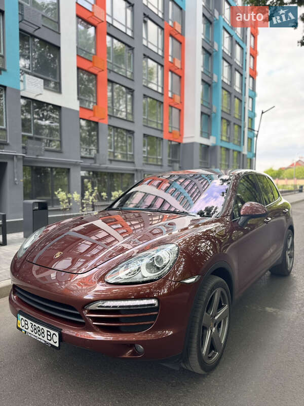 Porsche Cayenne (2012)