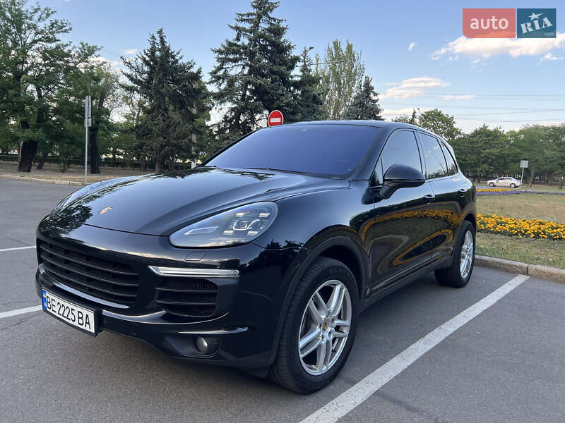 Porsche Cayenne (2015)