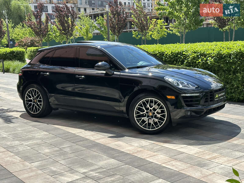 Porsche Macan (2018)
