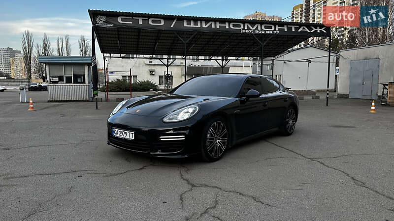 Porsche Panamera (2014)