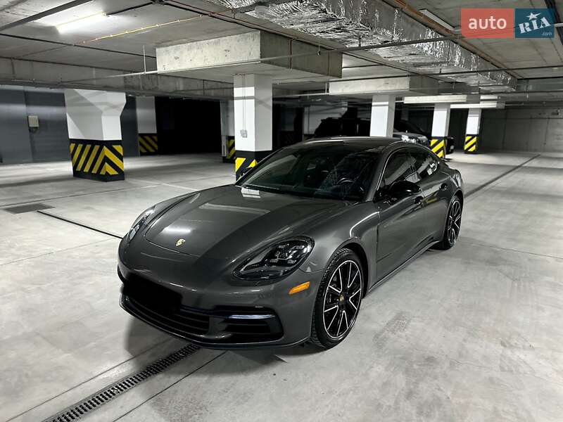 Porsche Panamera (2018)