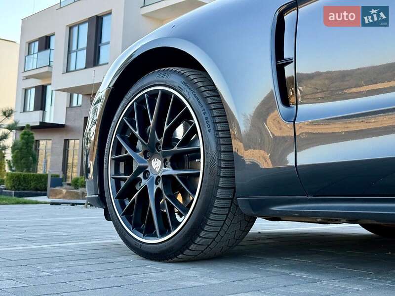 Porsche Panamera (2017)