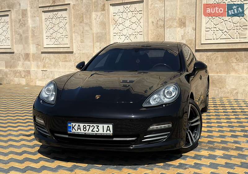 Porsche Panamera (2012)