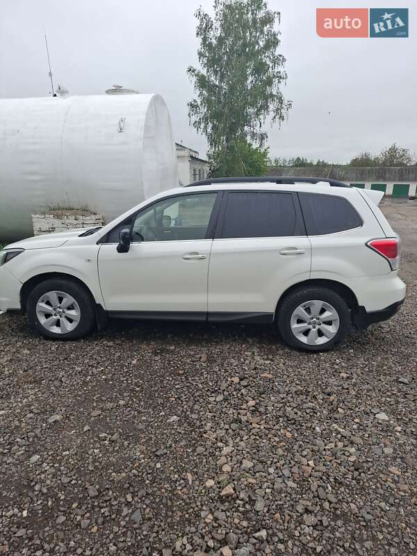 Subaru Forester (2016)