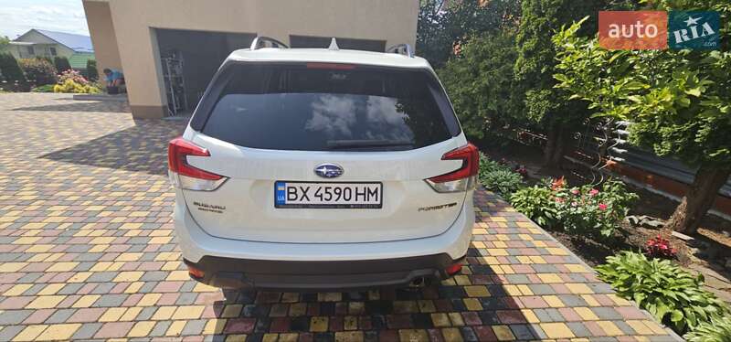 Subaru Forester (2022)