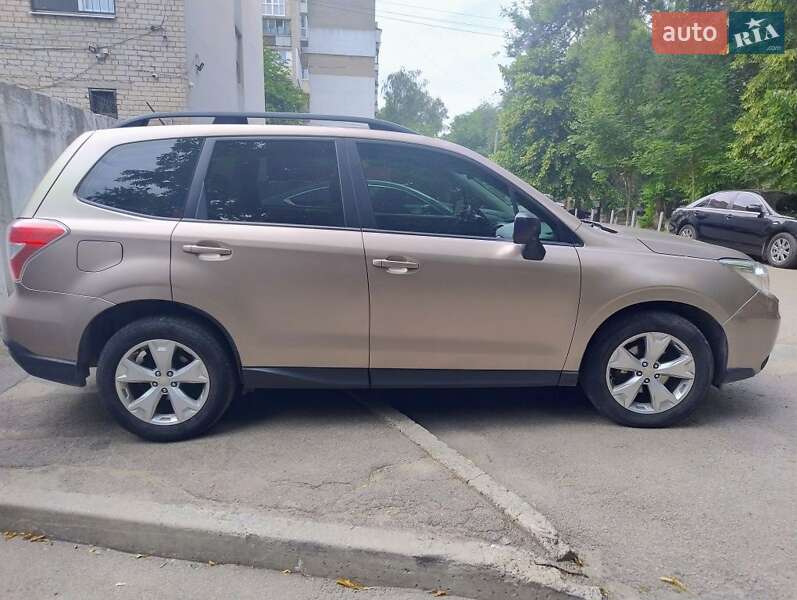 Subaru Forester (2014)